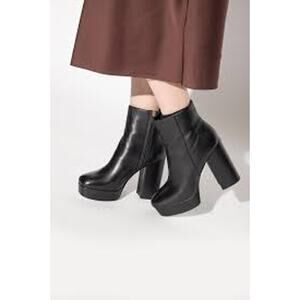Coach Iona Platform Leather Ankle Boots Heeled Side Zip Black Size 9.5